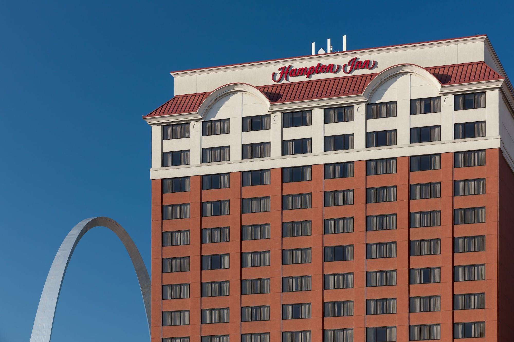 Hampton Inn St Louis- At The Arch Saint Louis Bagian luar foto