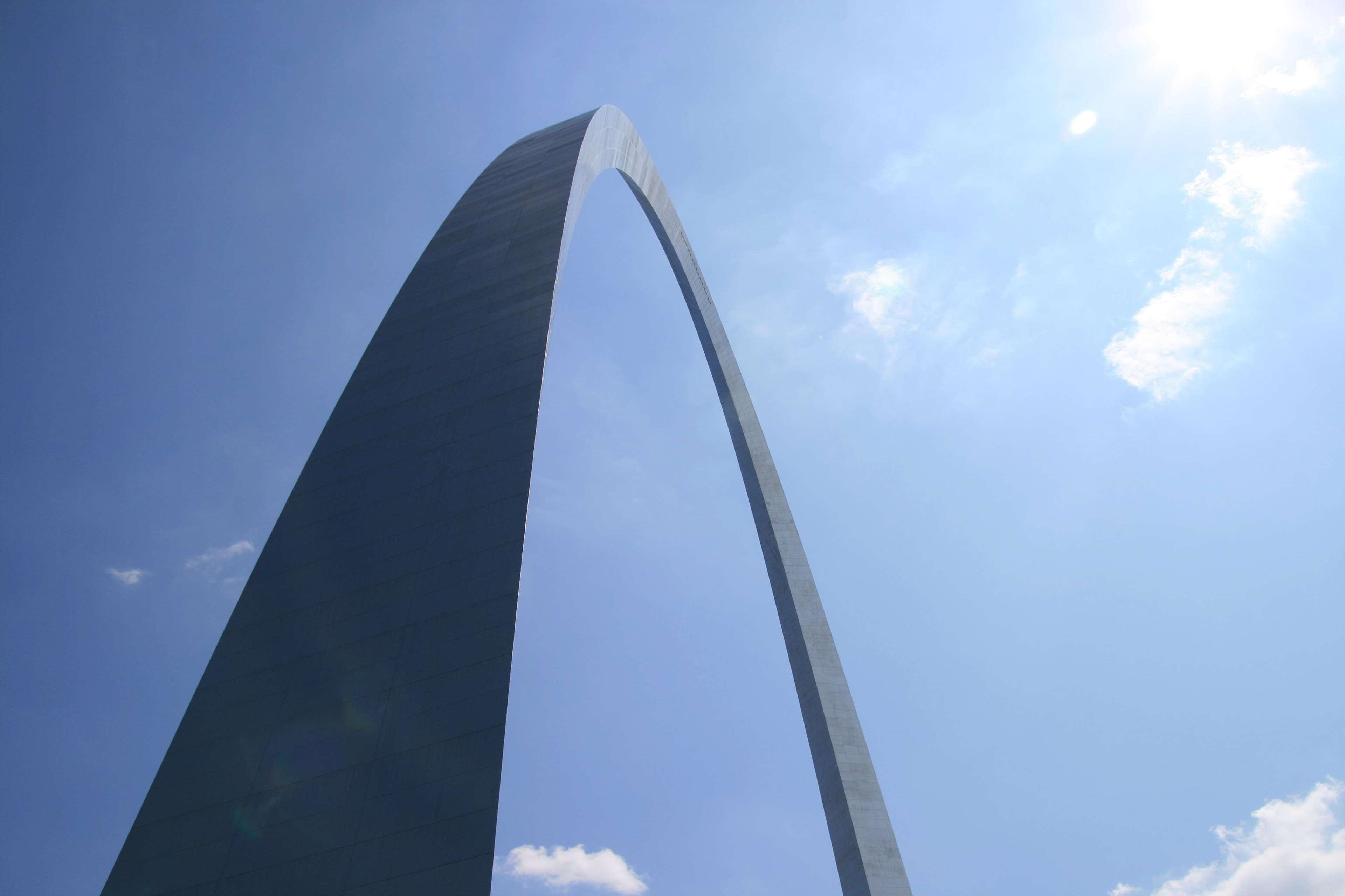 Hampton Inn St Louis- At The Arch Saint Louis Bagian luar foto